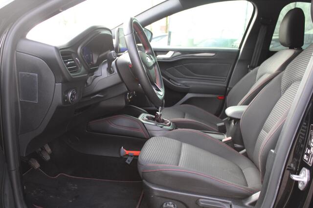 Ford FOCUS 1.0 EcoBoost Hybrid ST Line X Business Full options | Winter Pack