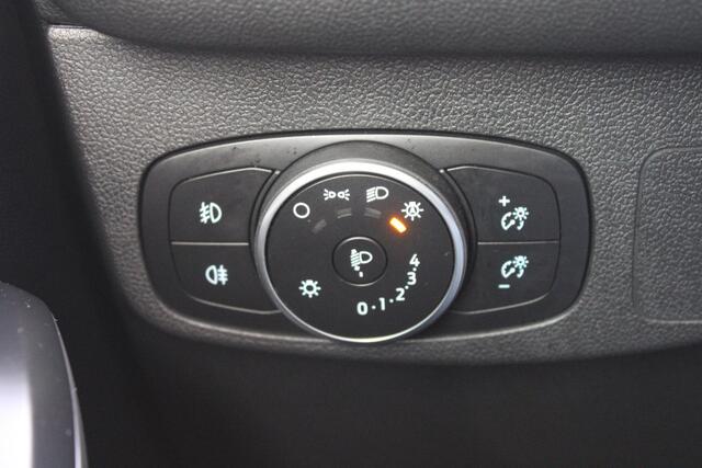 Ford FOCUS 1.0 EcoBoost Hybrid ST Line X Business Full options | Winter Pack