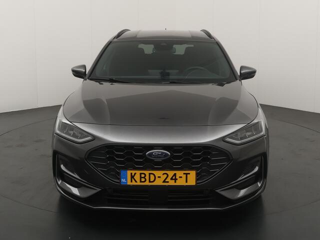 Ford FOCUS Wagon Ecoboost Hybrid 155 pk ST-line | Winter Pack | LED | Camera | Adapt. Cruise | Apple Carplay draadloos