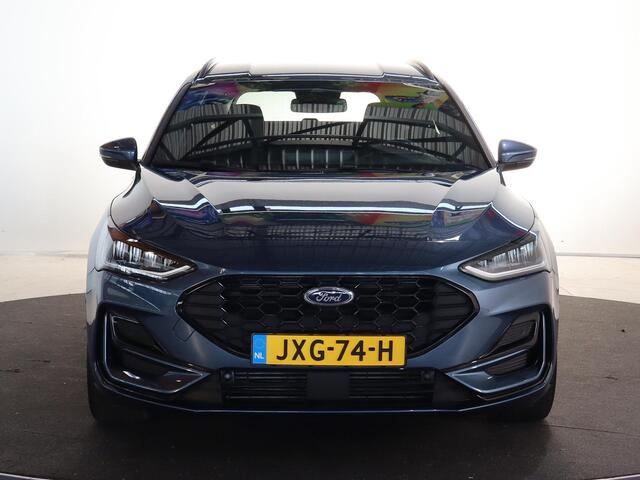 Ford FOCUS Wagon 1.0 EcoBoost Hybrid ST Line X | Elekt. Wegklapbare Trekhaak | Winterpakket | Cruise Control Adaptief | Parkeercamera | Head-Up | Navigatie |