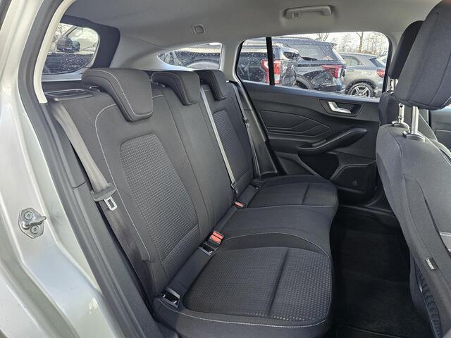 Ford FOCUS Wagon 1.0 EcoBoost Trend Edition Business Winterpack | Navigatie | Cruise control | Lane assist | Voorruitverwarming | Apple car play | Perfect onderhouden!