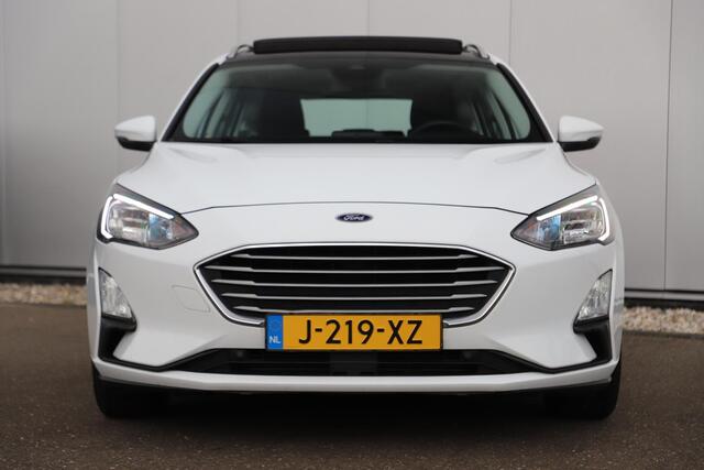 Ford FOCUS Wagon 1.0 EcoBoost Hybrid Trend Edition Business Panoramadak Stuur & Stoelverwarming Navigatie Achteruitrijcamera Airco Cruise Control