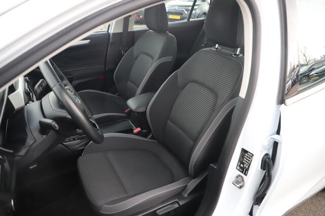 Ford FOCUS Wagon 1.0 EcoBoost Hybrid Trend Edition Business Panoramadak Stuur & Stoelverwarming Navigatie Achteruitrijcamera Airco Cruise Control