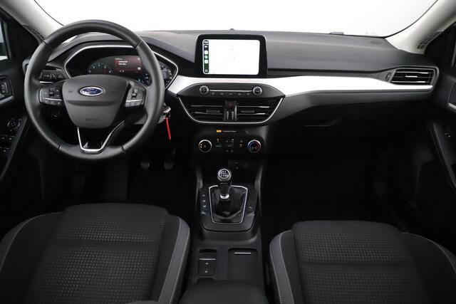 Ford FOCUS Wagon 1.0 EcoBoost Hybrid Trend Edition Business Panoramadak Stuur & Stoelverwarming Navigatie Achteruitrijcamera Airco Cruise Control