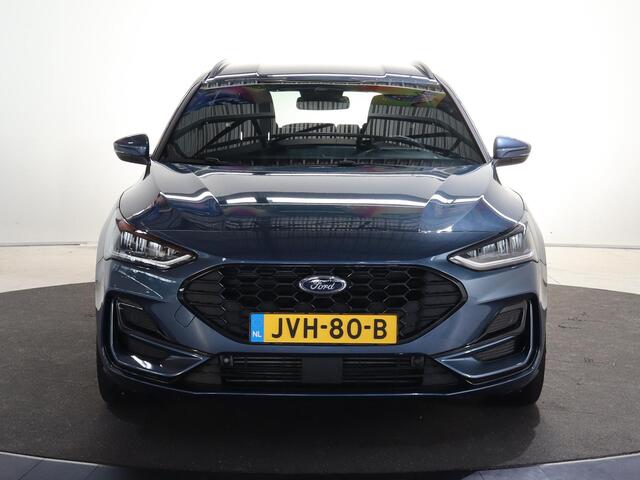 Ford FOCUS Wagon 1.0 EcoBoost Hybrid ST Line X | Elekt. Wegklapbare Trekhaak | Winterpakket | Cruise Control Adaptief | Parkeercamera | Head-Up | Navigatie |