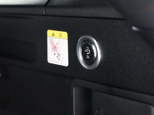 Ford FOCUS Wagon 1.0 EcoBoost Hybrid ST Line X | Elekt. Wegklapbare Trekhaak | Winterpakket | Cruise Control Adaptief | Parkeercamera | Head-Up | Navigatie |