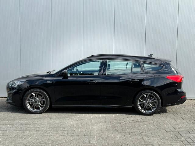 Ford FOCUS Wagon Hybrid 125pk ST Line | Winter Pack | Adap. Cruise | AGR stoel | Camera |