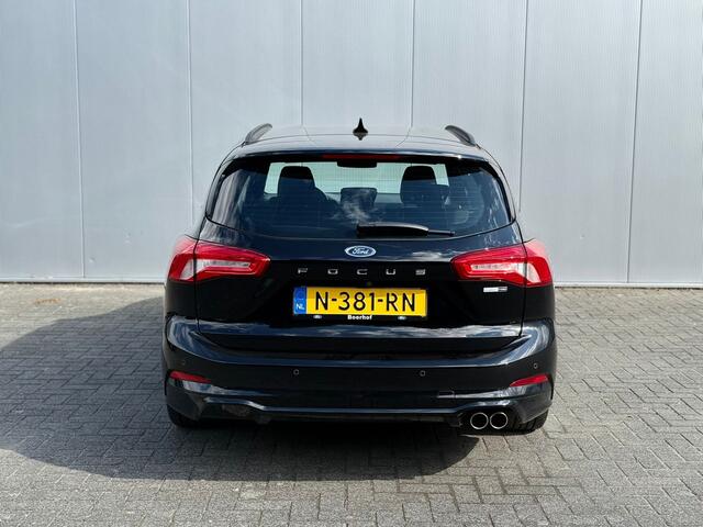 Ford FOCUS Wagon Hybrid 125pk ST Line | Winter Pack | Adap. Cruise | AGR stoel | Camera |