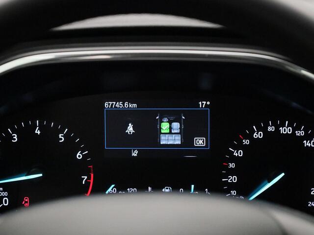 Ford FOCUS 1.0 EcoBoost Hybrid Titanium | Climate Control / ECC | Licht metalen velgen 16 inch | Cruise control | Navigatie | LED koplampen | Park Distance Control voor en achter |