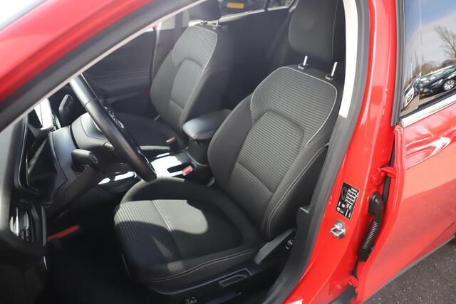 Ford FOCUS Wagon 1.0 EcoBoost Hybrid Titanium X Navigatie Achteruitrijcamera Winter Pakket Stuur & Stoelverwarming Carplay Android Cruise Control