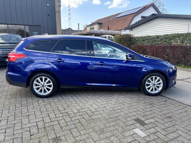 Ford FOCUS Wagon 1.0 Titanium CLIMA!NAVI!