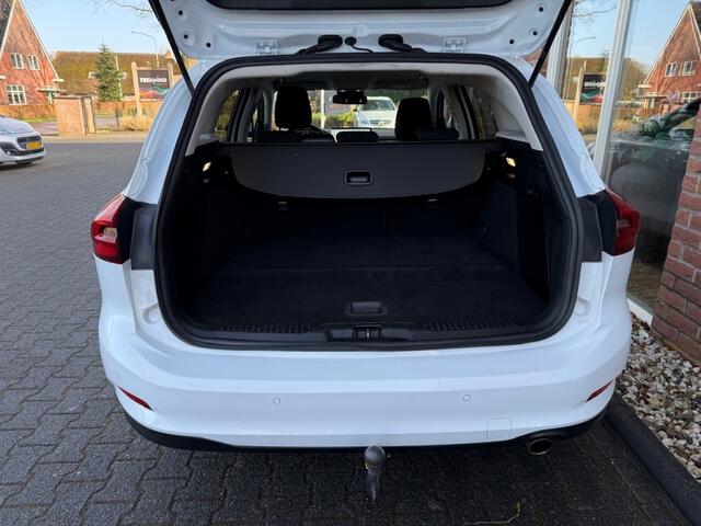 Ford FOCUS Wagon 1.0 Ecoboost Hybrid Titanium TREKHAAK / GROOT.NAVI / CARPLAY / A