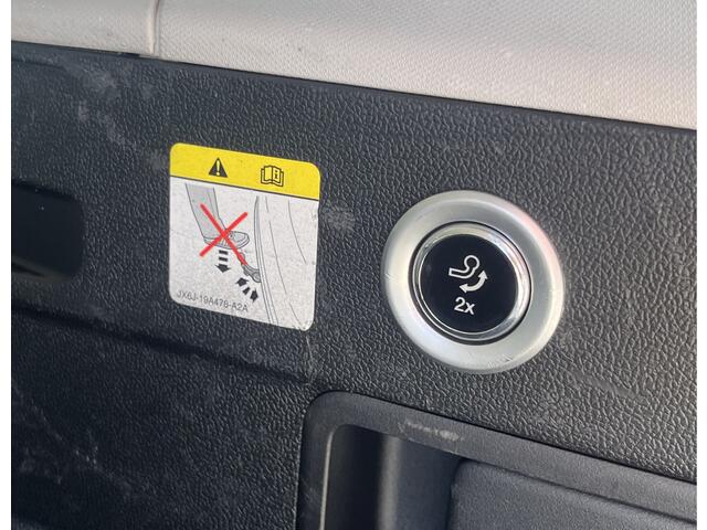 Ford FOCUS Wagon 1.0 EcoBoost Hybrid Trend Edition Business TREKHAAK WINTER PACK ADD CRUISE CAMERA