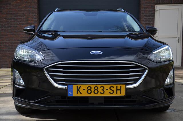 Ford FOCUS Wagon 1.0 EcoBoost Hybrid Trend Edition Business Navi/Pdc/Ecc/Led/Stoel Stuur & ruitverwarming/Cr-Controle/Privacy-Glass/Lmv/Achteruitrijcamera/Trekhaak