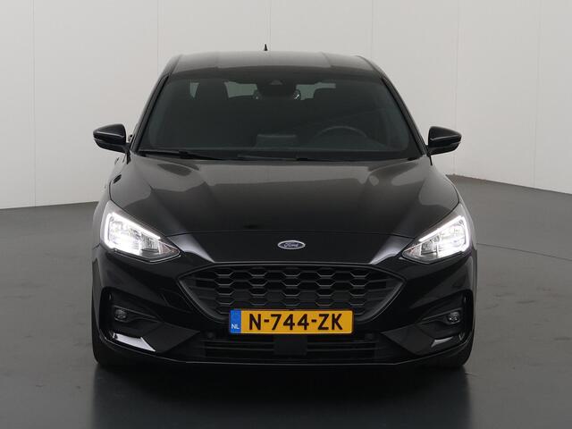 Ford FOCUS 1.5 EcoBoost ST Line X Business | Winterpakket | Cruise Control Adaptief | Full Led Koplampen | Parkeercamera |