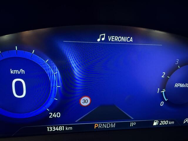 Ford FOCUS Wagon 1.5 EcoBoost ST Line X Business PANORAMADAK| NAVIGATIE| CAMERA| AIRCO/ECC| CRUISECONTROL| PARKEERSENSOREN| KEY-LESS| LM-VELGEN