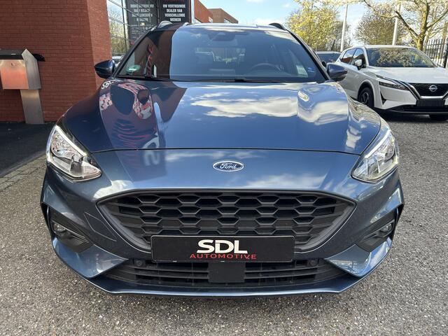 Ford FOCUS Wagon 1.0 EcoBoost Hybrid 155PK ST Line // LED // NAVI + CARPLAY // CAMERA // DAB // CLIMA // WINTERPACK // TREKHAAK!!