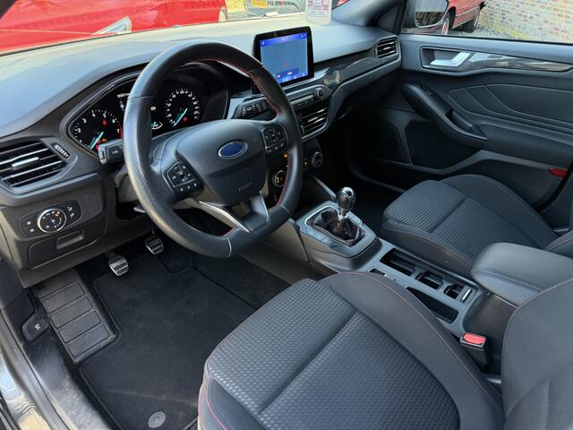 Ford FOCUS 1.0 EcoBoost ST Line Business Navi Carplay Cruise DAB+ NL Auto