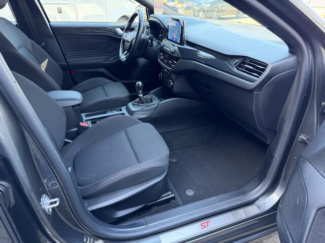 Ford FOCUS 1.0 EcoBoost ST Line Business Navi Carplay Cruise DAB+ NL Auto