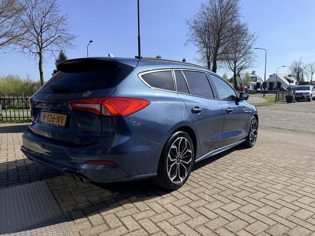 Ford FOCUS Wagon 1.5 EcoB. ST L. Bns