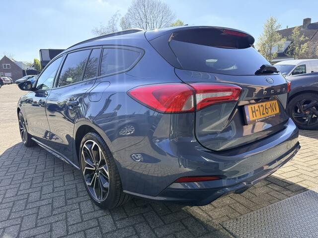 Ford FOCUS Wagon 1.5 EcoB. ST L. Bns