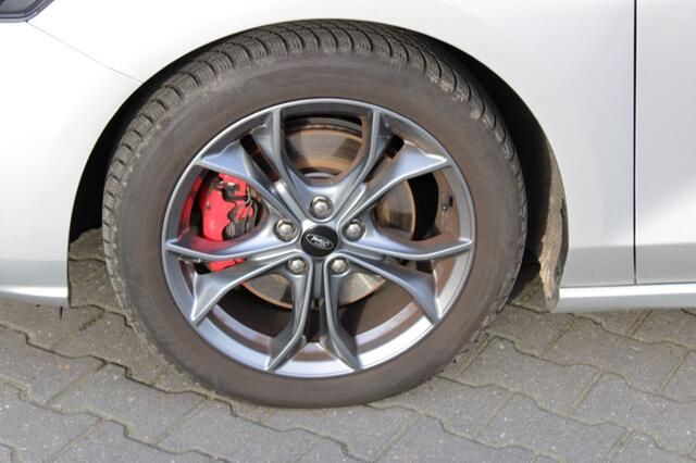 Ford FOCUS 1.5 Ecoboost 150PK Automaat ST Line X Business