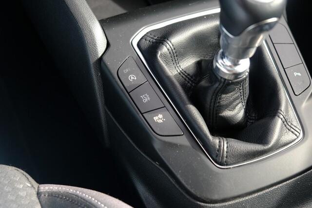 Ford FOCUS 1.0 EcoBoost 100pk Wagon Trend Edition Business | Navi | App Connect | Climate | Cruise | Keyless | PDC