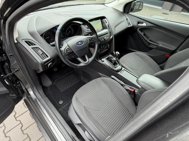 Ford FOCUS Wagon 1.0 125pk Titanium Stoelverw. Carplay, 1e Eig. Garantie