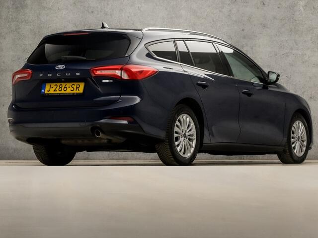 Ford FOCUS Wagon 1.0 EcoBoost Titanium X (PANORAMADAK, VIRTUAL COCKPIT, APPLE CARPLAY, STUUR/STOELVERWARMING, SPORTSTOELEN, CAMERA, GETINT GLAS, ADAPTIVE CRUISE, NIEUWE APK, NIEUWSTAAT)