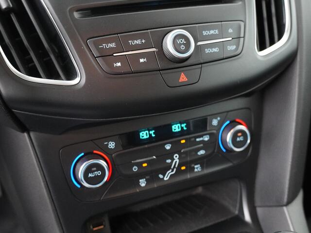 Ford FOCUS Wagon 125PK Lease Edition | Apple Carplay & Android auto | Elekt. Trekhaak | Cruise | Clima | Park. sens A