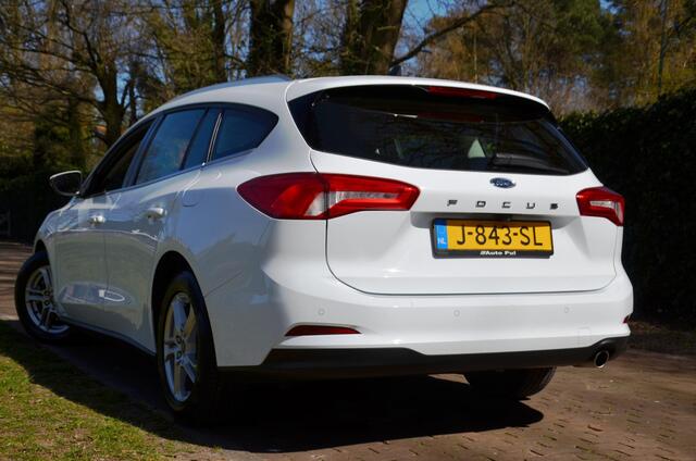 Ford FOCUS Wagon 1.0 EcoBoost Trend Edition Business Navi/Pdc/Ecc/Led/Stoel Stuur & ruitverwarming/Cr-Controle/Achteruitrij camera/Lmv