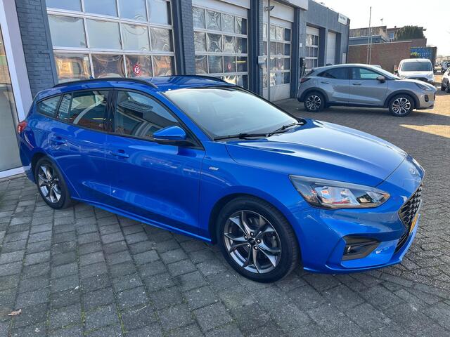 Ford FOCUS Wagon 1.0 EcoBoost 125 PK ST Line Business Wagon l Winter Pack