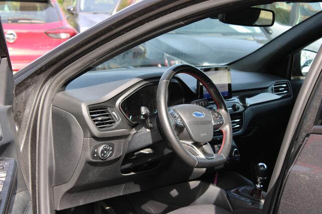 Ford FOCUS Wagon 1.0 EcoBoost Hybrid ST Line Business//B&O//Camera//Trekhaak!!