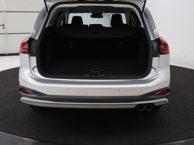 Ford FOCUS 1.0 EcoBoost Hybrid Active X | Carplay | Navigatie | Full LED | Keyless | DAB | Digital Cockpit | Climate control | Parkeerhulp | Cruise control | Blueooth