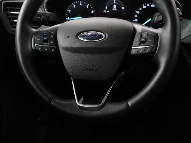 Ford FOCUS 1.0 EcoBoost Hybrid Active | Stoelverwarming | Trekhaak | Camera | Stuurverwarming | Carplay | Keyless | Full LED | Navigatie | Parkeerhulp | Climate control | Cruise control