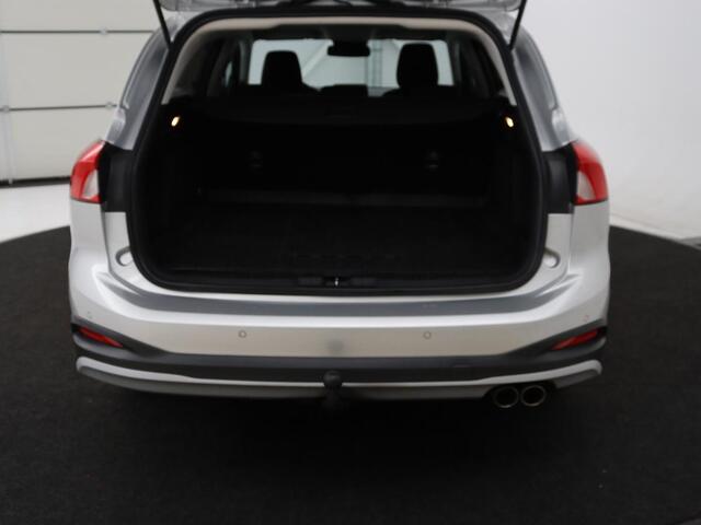 Ford FOCUS 1.0 EcoBoost Hybrid Active | Stoelverwarming | Trekhaak | Camera | Stuurverwarming | Carplay | Keyless | Full LED | Navigatie | Parkeerhulp | Climate control | Cruise control