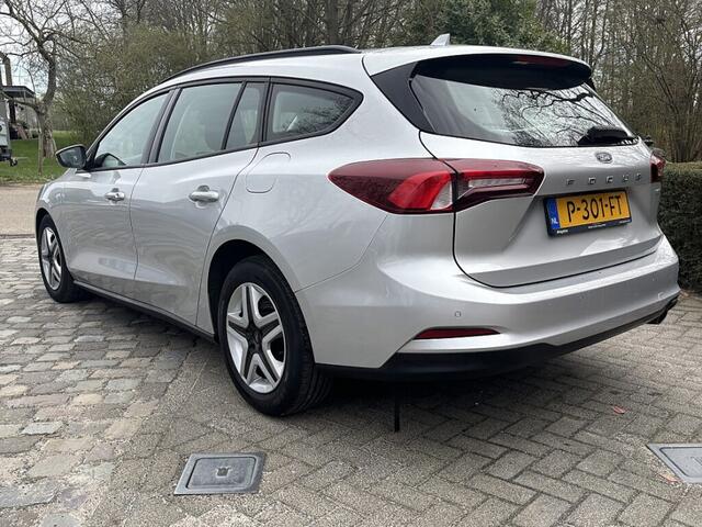 Ford FOCUS Wagon 1.0 125pk Hybrid connect ,navigatie,lmv,sportdop,led,winter