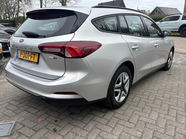 Ford FOCUS Wagon 1.0 125pk Hybrid connect ,navigatie,lmv,sportdop,led,winter