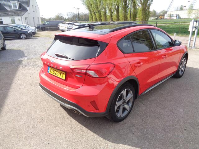 Ford FOCUS 1.0 EcoBoost Hybrid Active X Business Navigatie, ECC, PDC v+a, camera, zwart dak, 17 inch, 155 PK !!