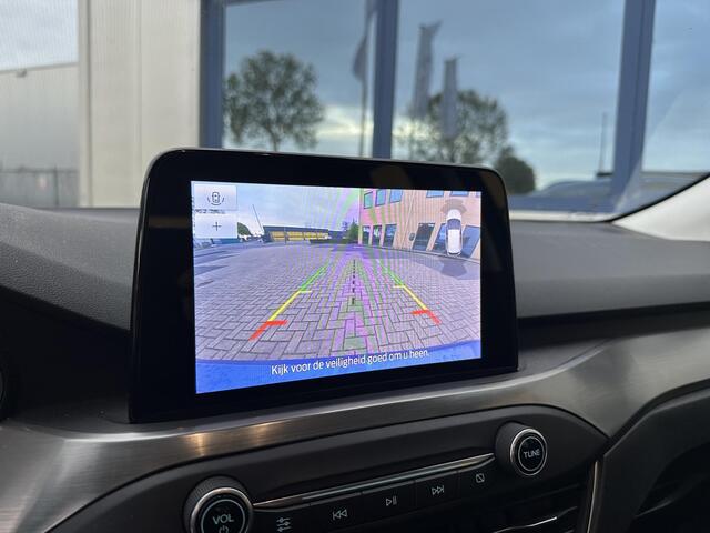 Ford FOCUS Wagon 1.0 EcoBoost Titanium Business l Keyless l ACC l Trekhaak l CarPlay l