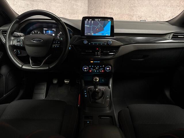 Ford FOCUS 1.0 EcoBoost ST Line (APPLE CARPLAY, GROOT NAVI, CLIMATE, STUUR/STOELVERWARMING, KEYLESS, SPORTSTOELEN, PARKEERSENSOREN, LM VELGEN, CRUISE, NIEUWSTAAT)