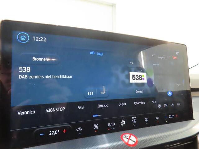 Ford FOCUS 1.0 EcoBoost Hybrid Active Sync-4 Navi Full LED Privacy Glass Wagon Dealeronderhouden