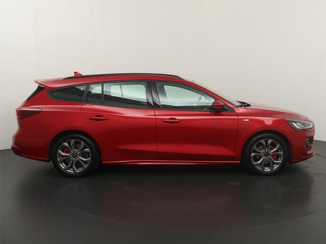 Ford FOCUS Wagon ST-Line X EcoBoost Hybrid 155 pk Trekhaak | Winter Pack | Camera | AGR | B&O | El. a. klep | Keyless entry | garantie tm 09-2029