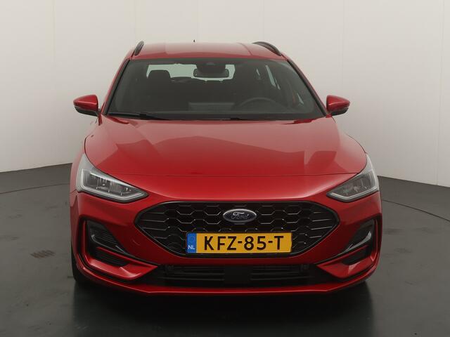 Ford FOCUS Wagon ST-Line X EcoBoost Hybrid 155 pk Trekhaak | Winter Pack | Camera | AGR | B&O | El. a. klep | Keyless entry | garantie tm 09-2029