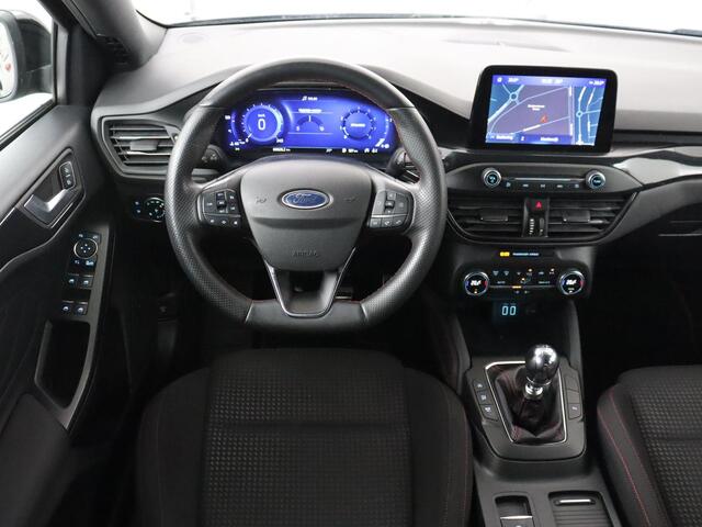 Ford FOCUS 1.0 EcoBoost Hybrid ST Line X | 68.600km NAP | Trekhaak | Carplay | B&O Sound | Camera | Keyless | Full LED | Climate control | Cruise control | Bluetooth