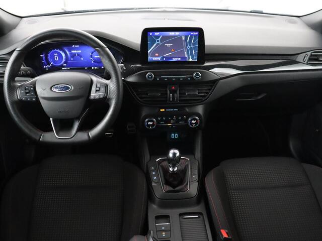 Ford FOCUS 1.0 EcoBoost Hybrid ST Line X | 68.600km NAP | Trekhaak | Carplay | B&O Sound | Camera | Keyless | Full LED | Climate control | Cruise control | Bluetooth