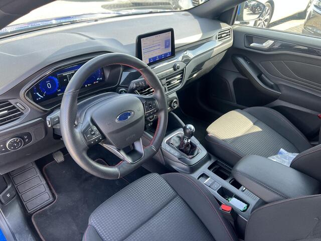 Ford FOCUS 1.0 EcoBoost ST Line X Business | Navigatie | Camera | Carplay