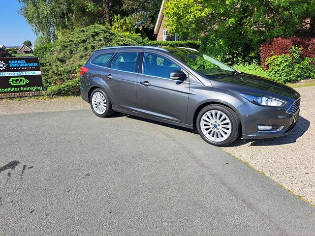 Ford FOCUS Wagon 1.0 Titanium Airco/Cruise control/Navigatie