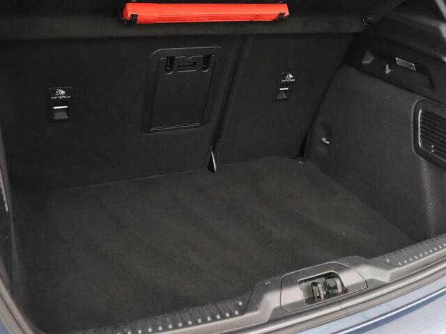 Ford FOCUS 1.0 EcoBoost Hybrid ST Line | Adaptive cruise | Camera | Carplay | Navigatie | Full LED | Side Assist | Climate control | Bluetooth | Parkeerhulp