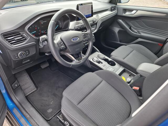 Ford FOCUS 1.5 EcoBoost ST Line Business | Automaat | Trekhaak | Nieuwe binnen!